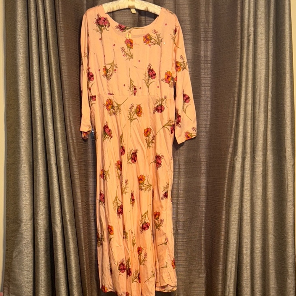 Chic Floral Long Sleeve Dress in Pink